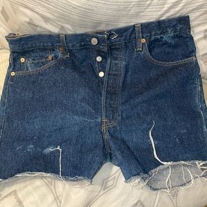 Vintage Levi’s shorts